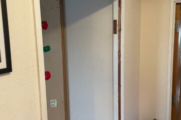 室内ドアの開く方向をDIYで反対に変更してみた！【内開きから外開きへ】